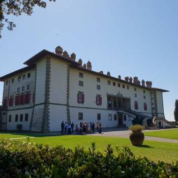 Villa La Ferdinanda - Travel in Tuscany